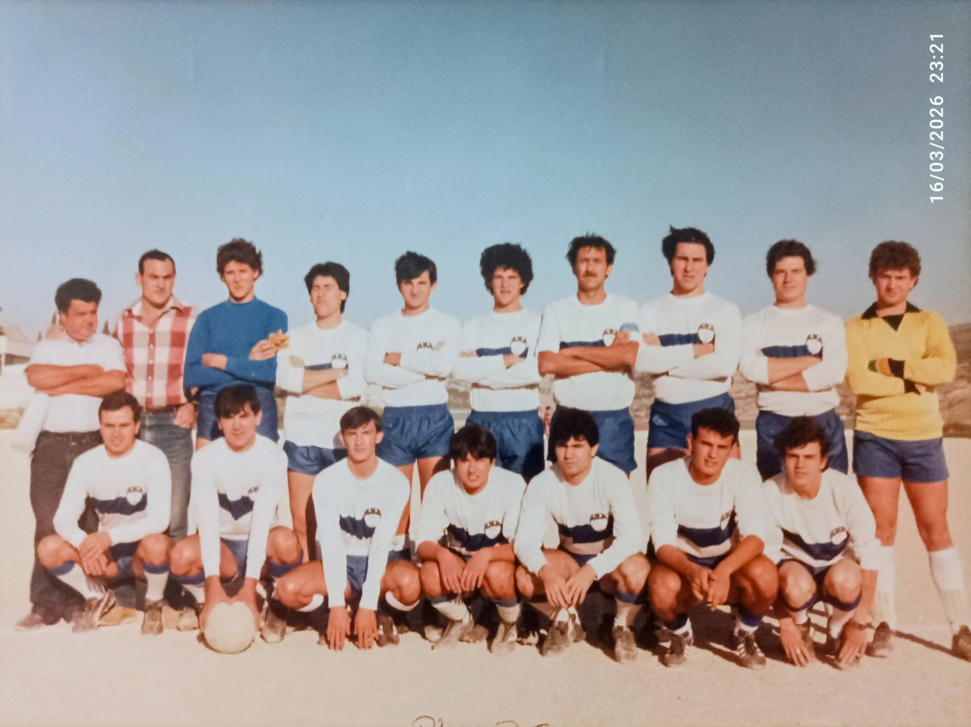 Equipos de futbol · 030
