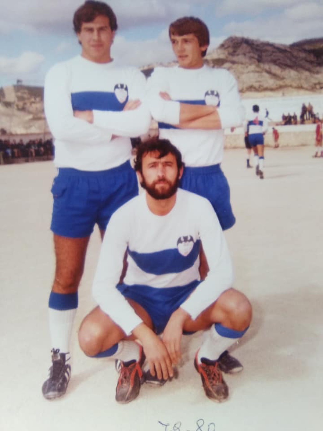 Equipos de futbol · 050
