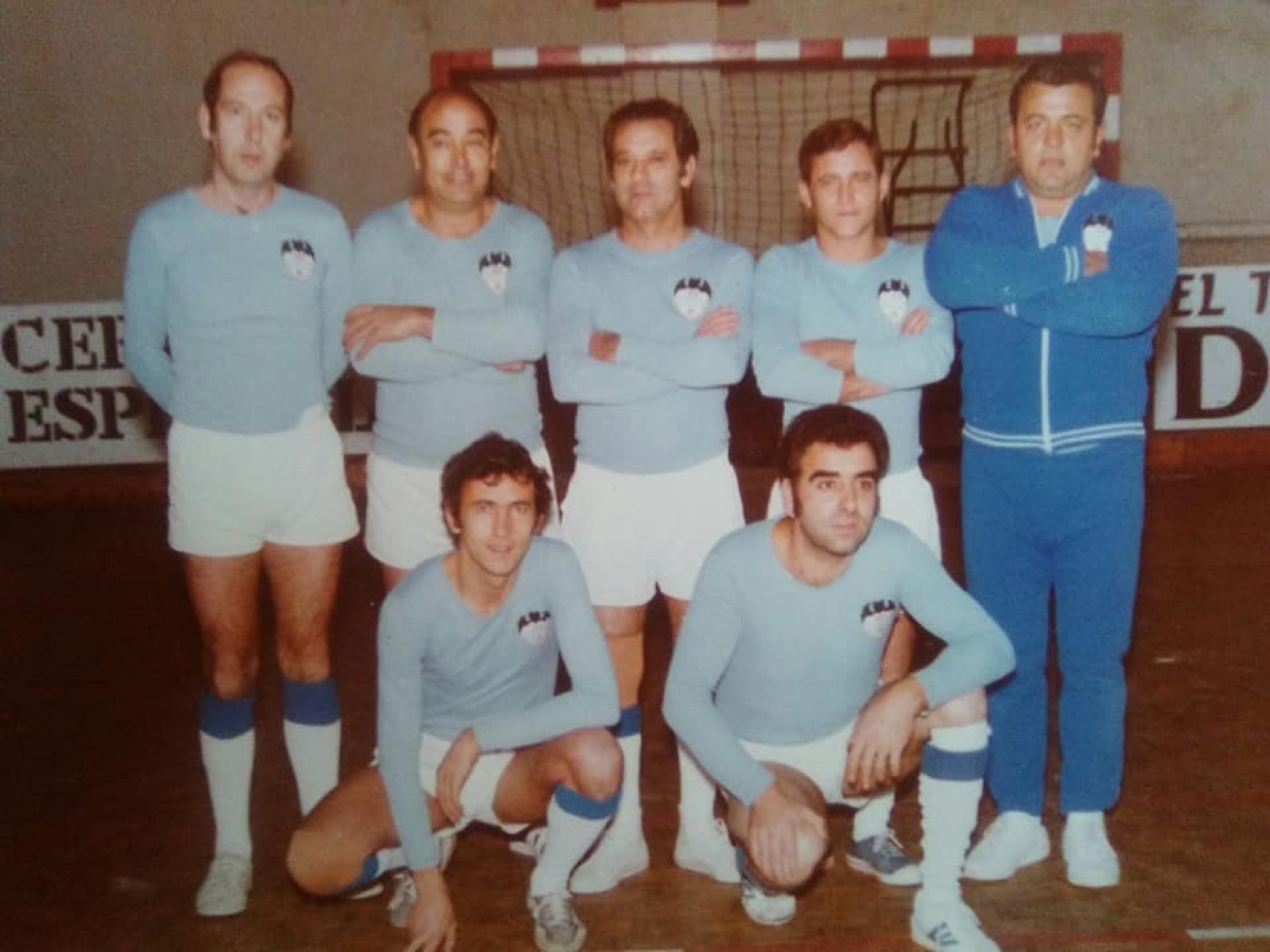 Equipos de futbol · 054