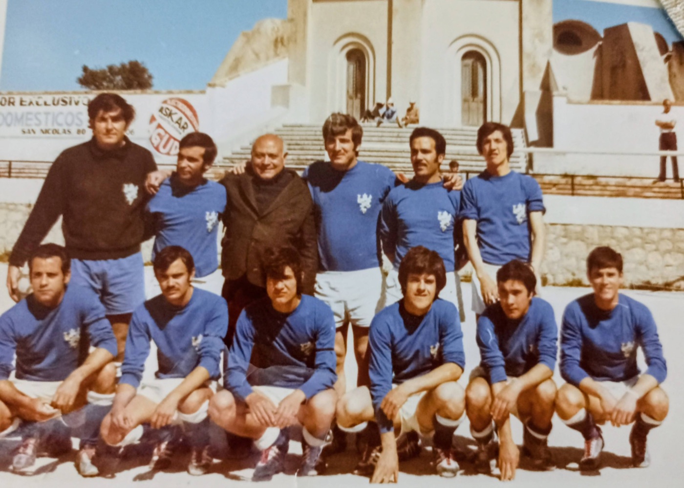 Equipos de futbol · 055